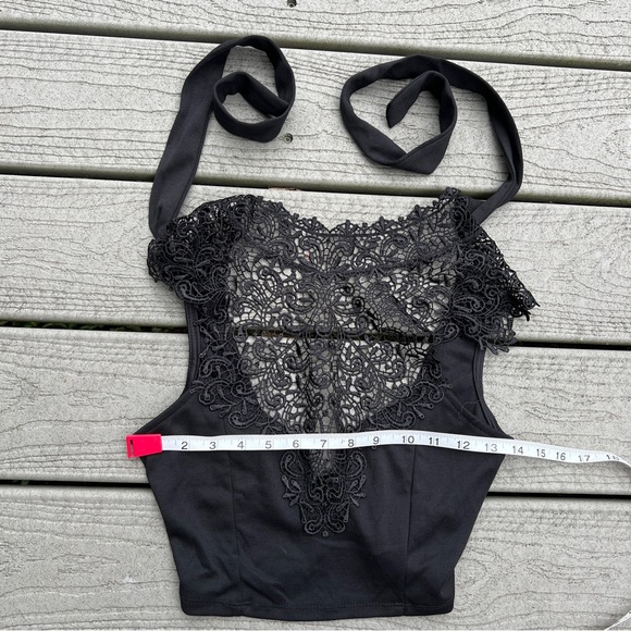 UK2LA: High Neck Crochet Lace Crop Top. Women’s Size Small. - Picture 8 of 11